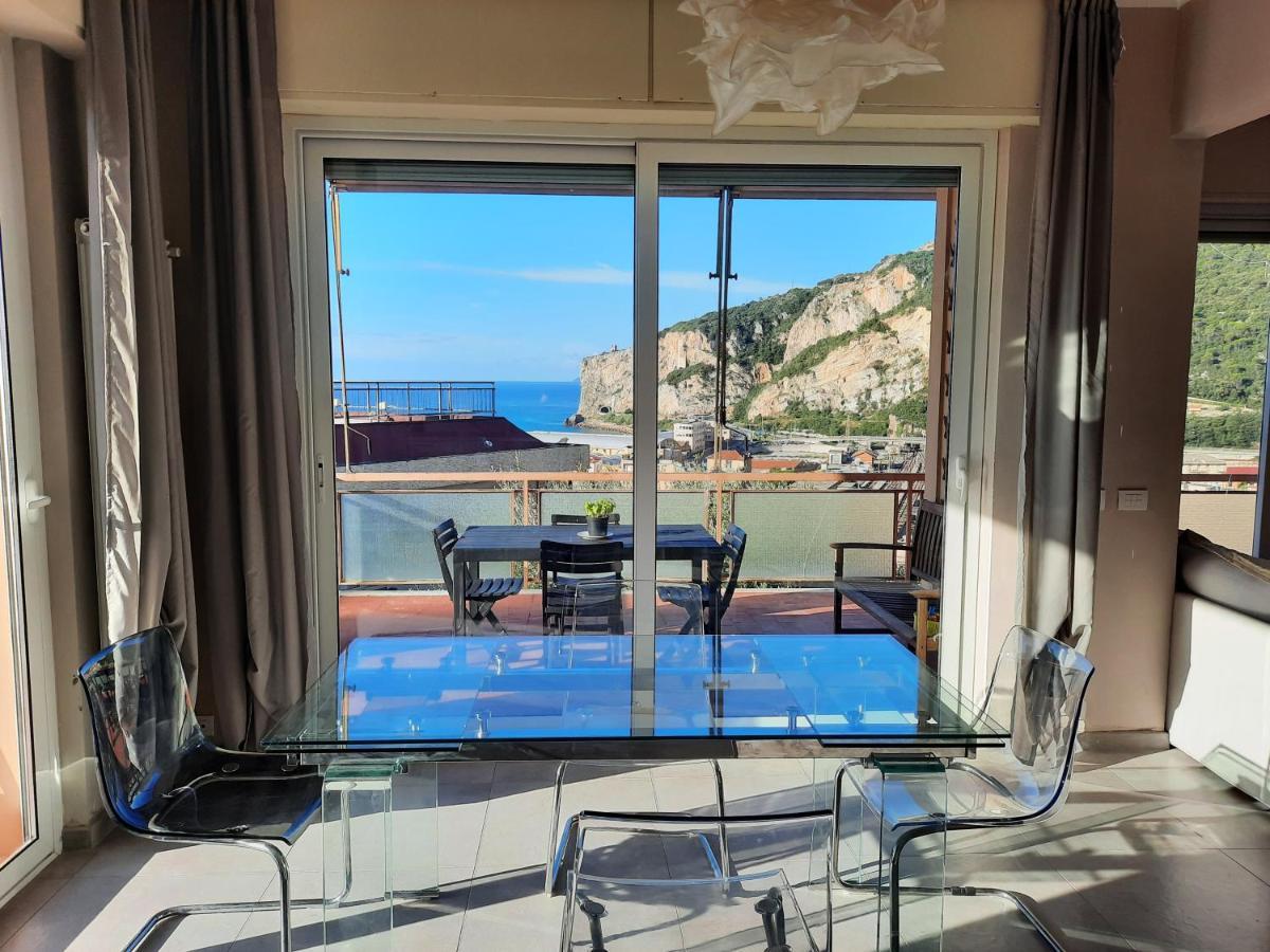Casa Matilde - Appartamento Vista Mare - Con Posto Auto Finale Ligure Dış mekan fotoğraf