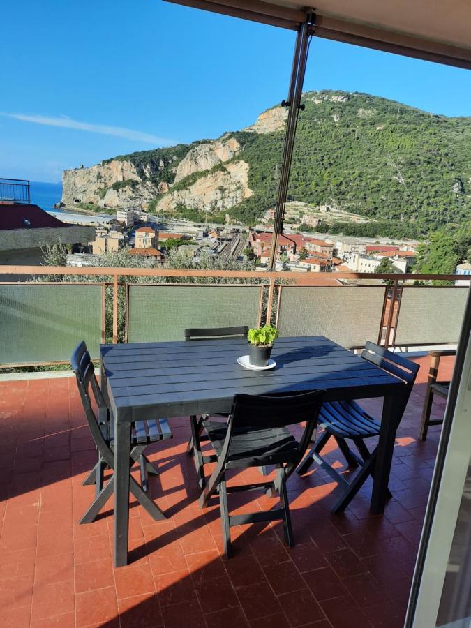 Casa Matilde - Appartamento Vista Mare - Con Posto Auto Finale Ligure Dış mekan fotoğraf