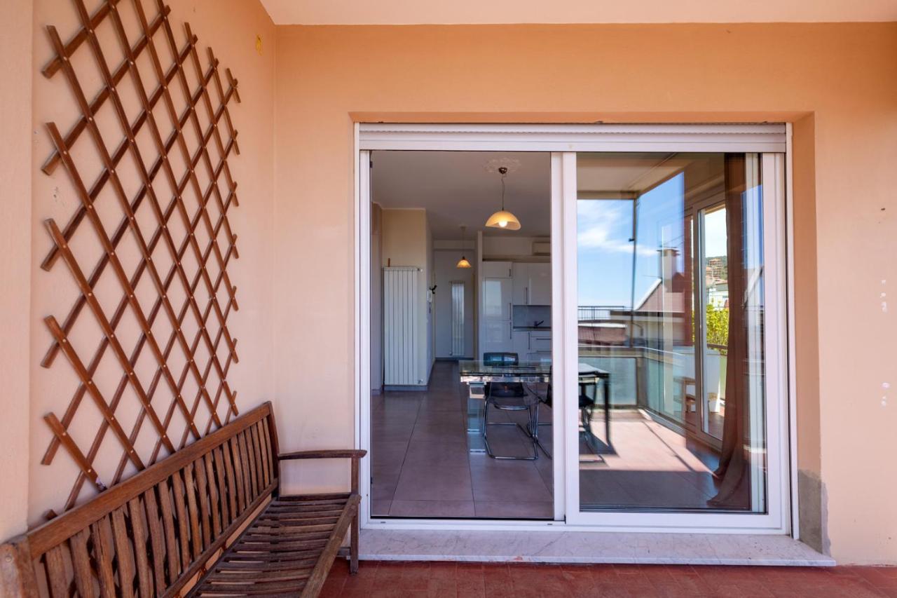 Casa Matilde - Appartamento Vista Mare - Con Posto Auto Finale Ligure Dış mekan fotoğraf