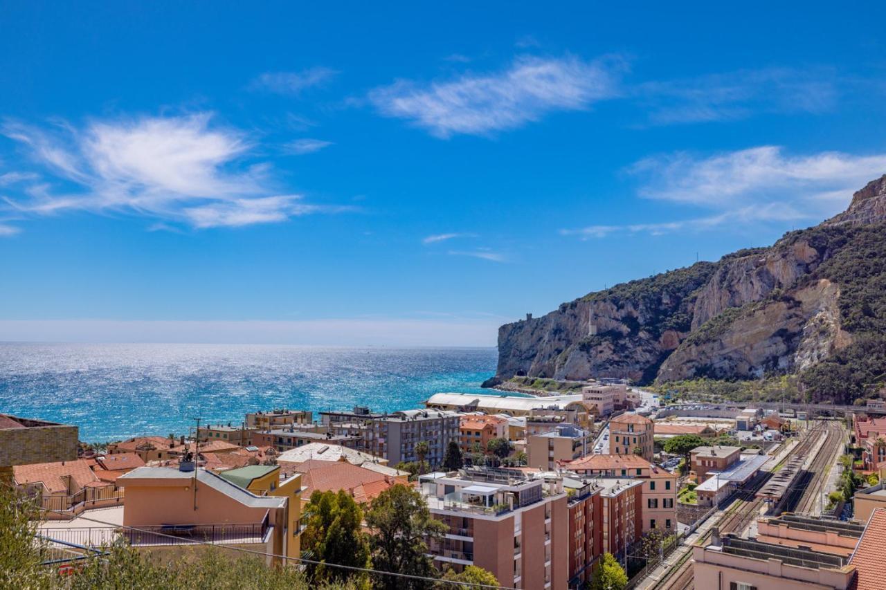Casa Matilde - Appartamento Vista Mare - Con Posto Auto Finale Ligure Dış mekan fotoğraf