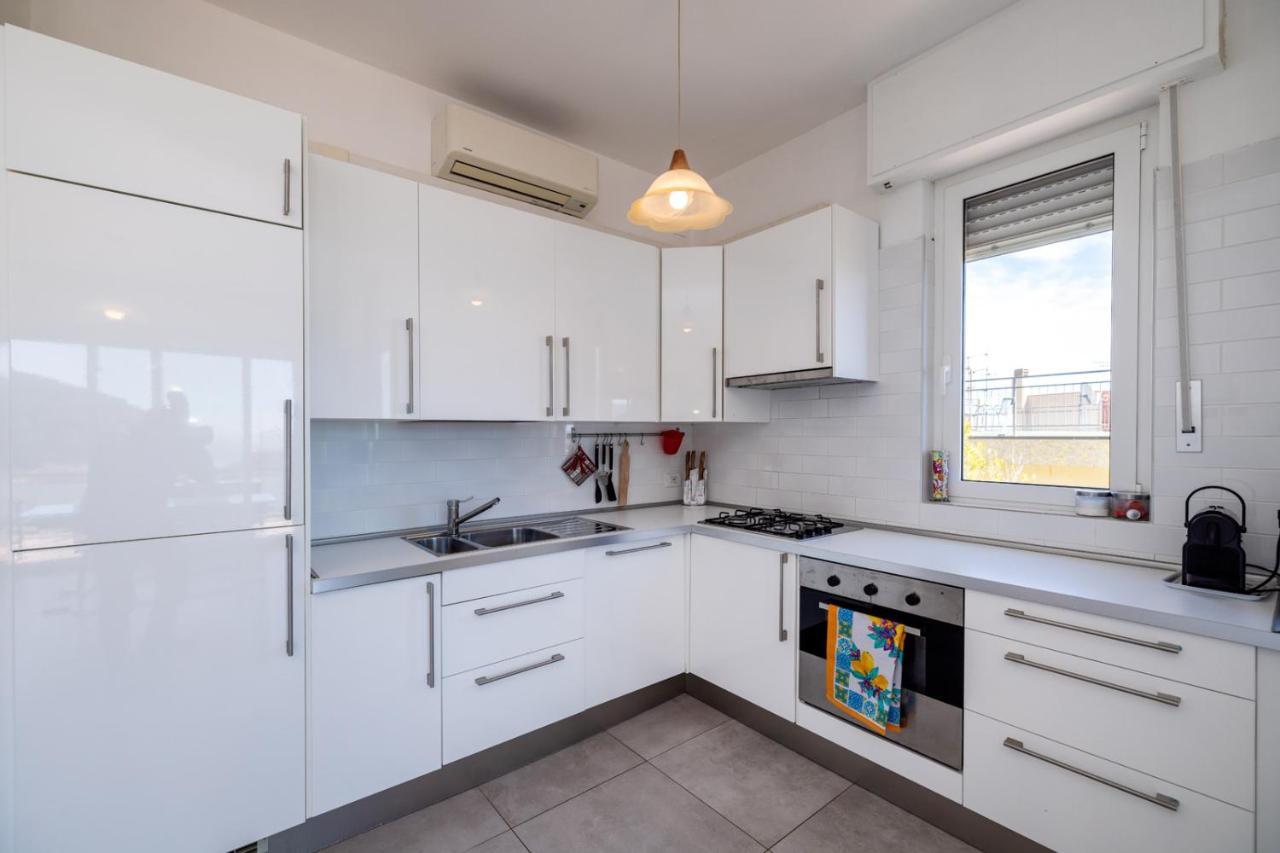 Casa Matilde - Appartamento Vista Mare - Con Posto Auto Finale Ligure Dış mekan fotoğraf
