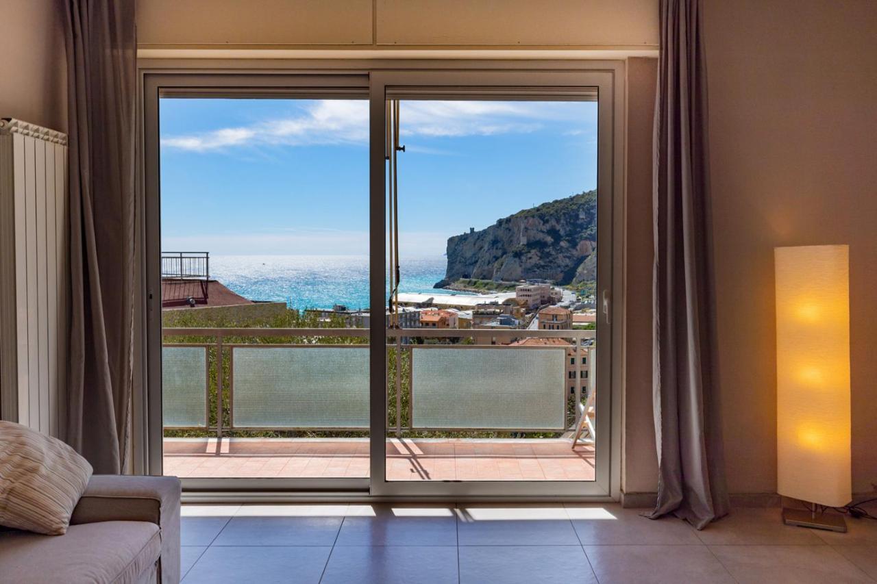Casa Matilde - Appartamento Vista Mare - Con Posto Auto Finale Ligure Dış mekan fotoğraf